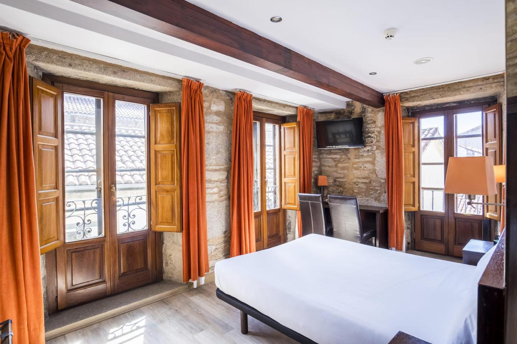 Hotel Alda Algalia Santiago de Compostela Ngoại thất bức ảnh